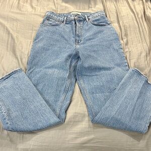 Abercrombie & Fitch 90s Straight Ultra High Rise jeans